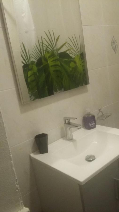 Studio Cosy Proche Centre Mpl/ Pk Gratuit مونبيلييه المظهر الخارجي الصورة
